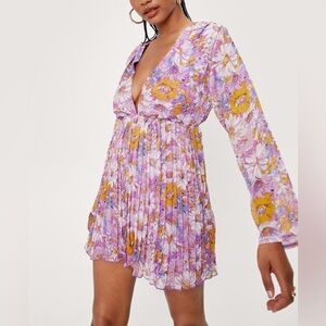 Nasty Gal Lilac Sunflower Print Deep V Plunge Mini Tea Dress Pleaded Long Sleeve